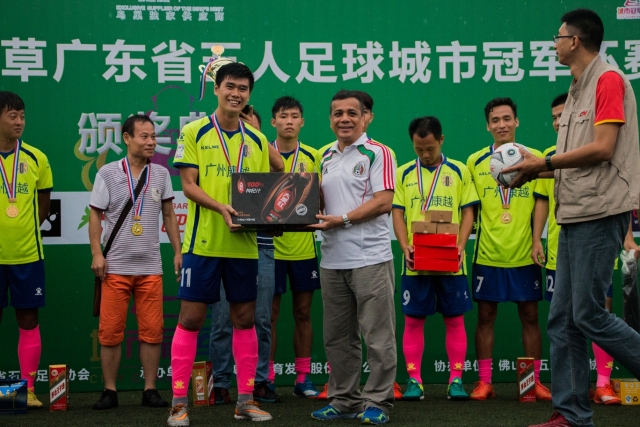 贝林厄姆数据下滑明显 从8球3助到0球2助
