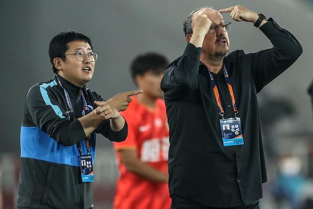 郭艾伦：人生总是充满坎坷 我腿完蛋了